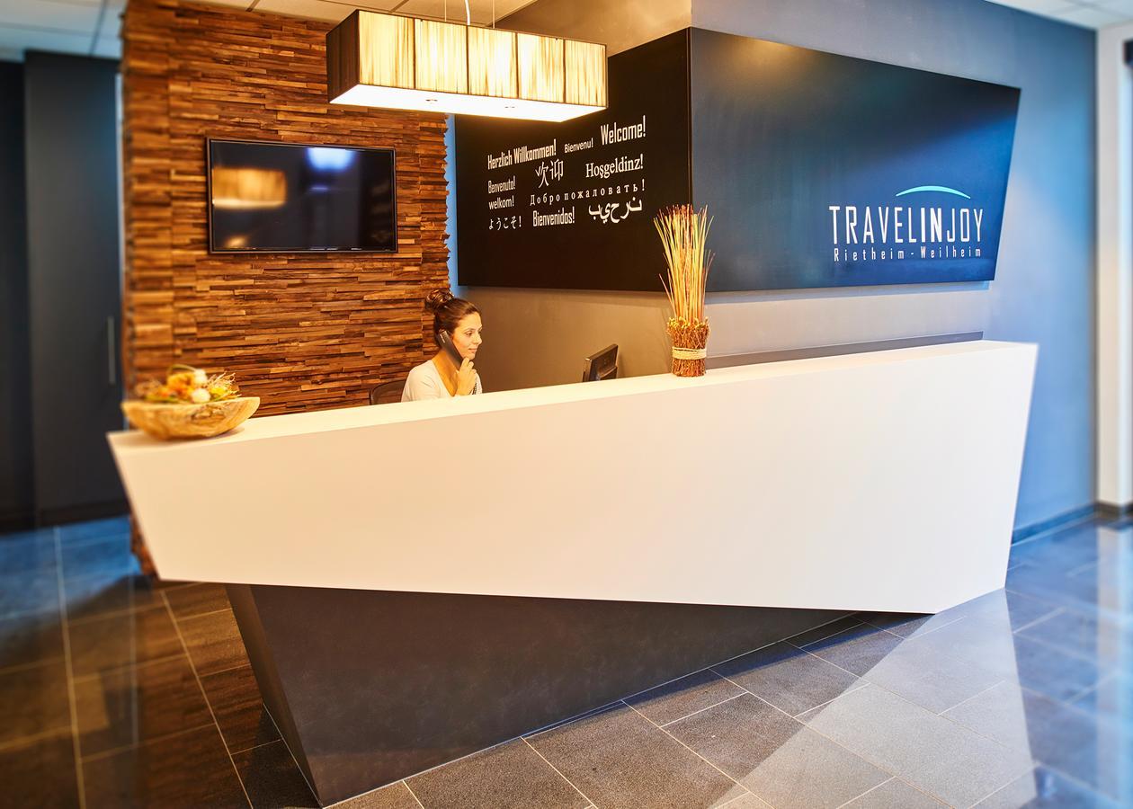 Готель Travelinjoy Rietheim-Weilheim Екстер'єр фото