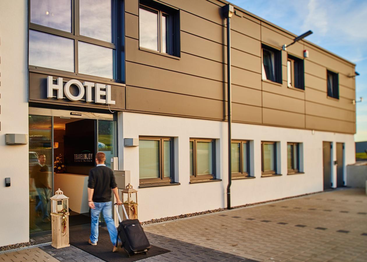 Готель Travelinjoy Rietheim-Weilheim Екстер'єр фото